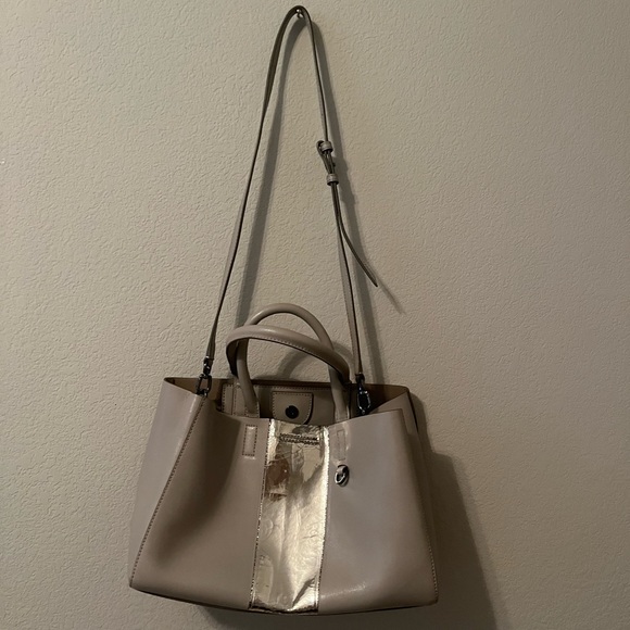 Banana Republic Handbags - Banana Republic Bag